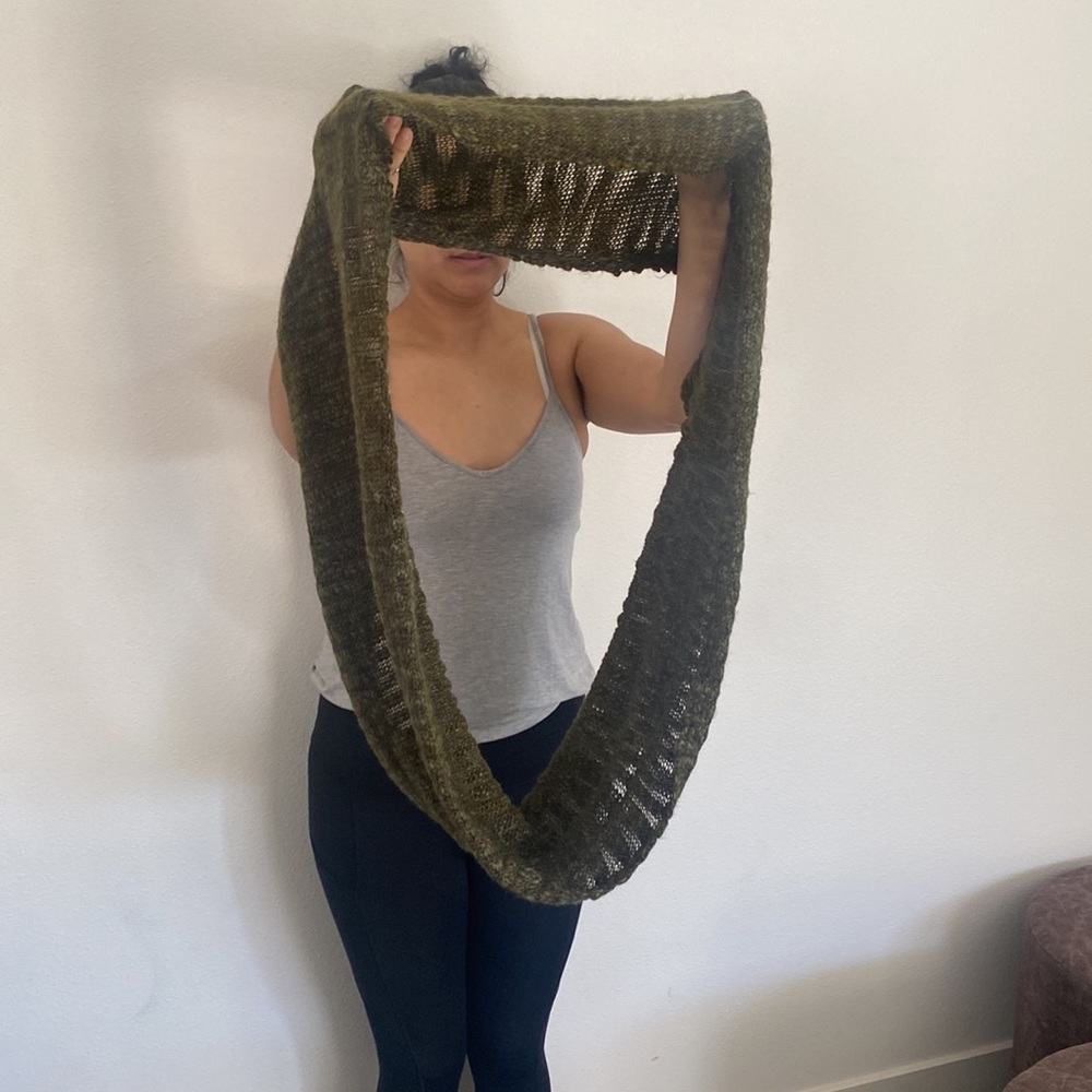 Infinity Scarf - Picture 2 of 2